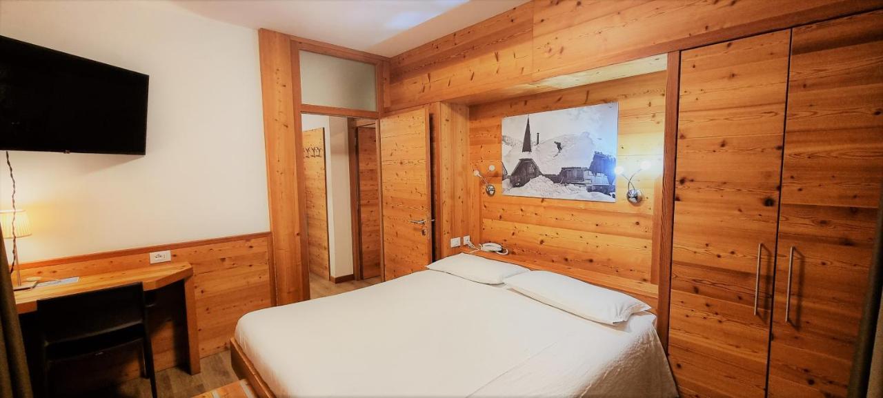 Hotel Garni Arnica ***S Madonna Exterior foto