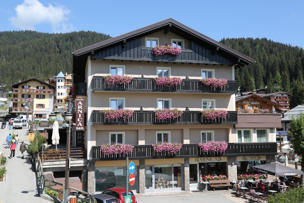 Hotel Garni Arnica ***S Madonna Exterior foto